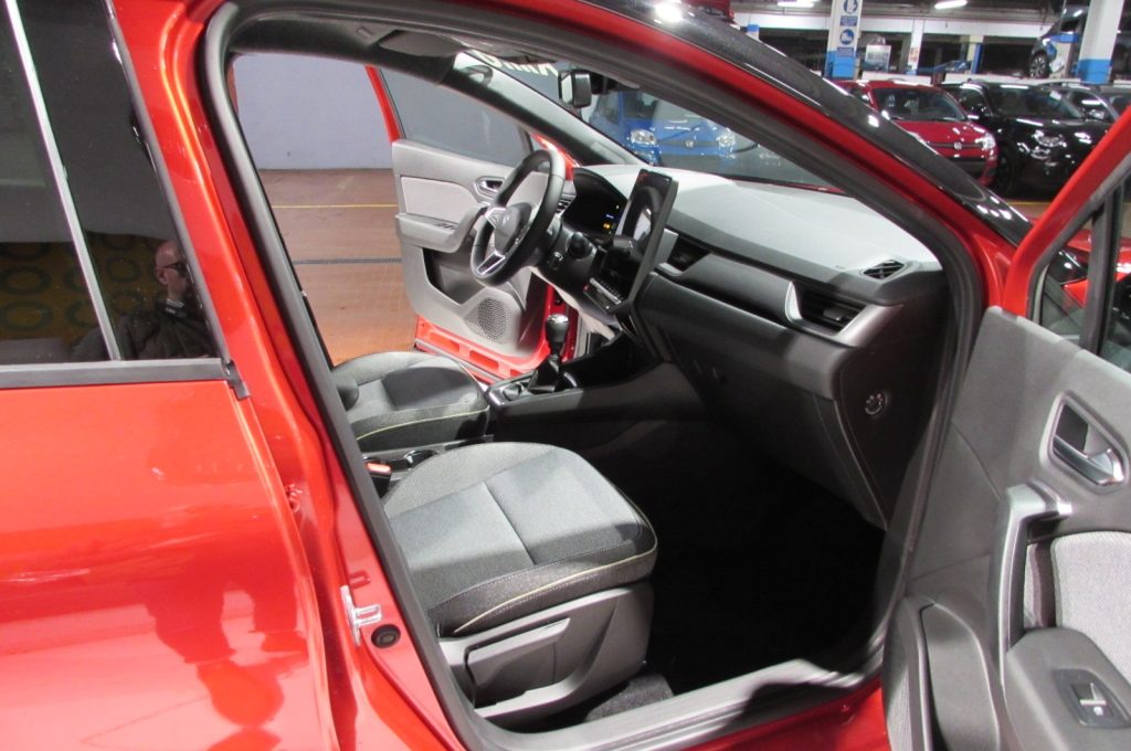 RENAULT Captur 1.0 ECO-G 100 CV Techno KM.ZERO - 15