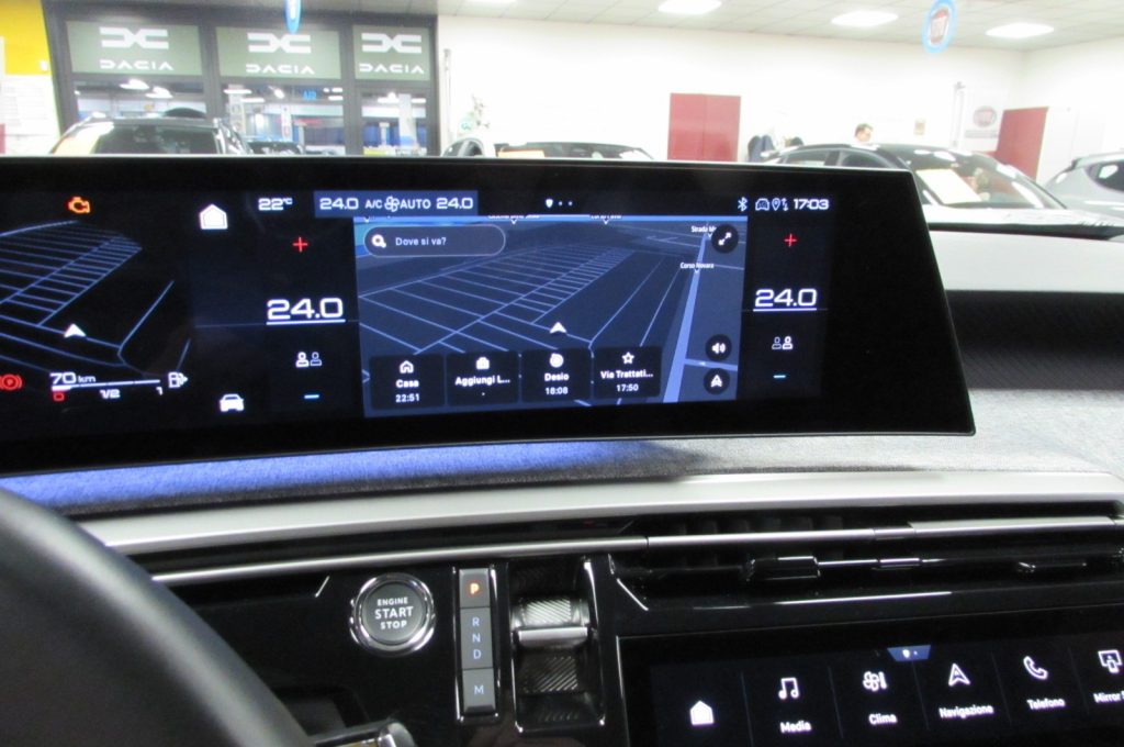 PEUGEOT 3008 1.2 Hybrid 136 e-DCS6 Allure km.8.790 - 9