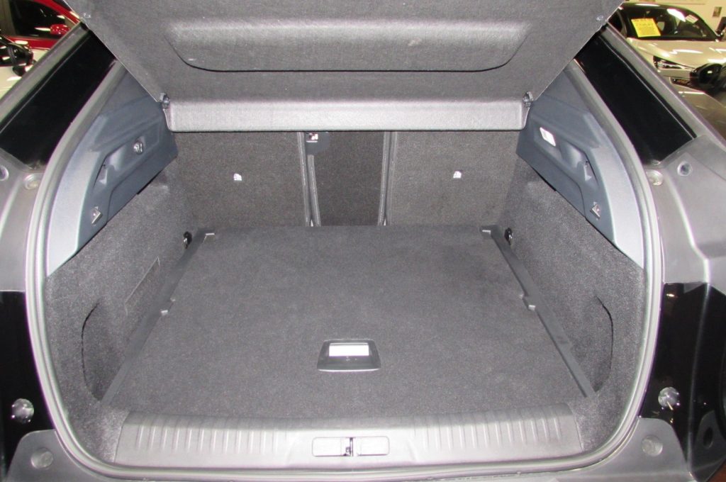 PEUGEOT 3008 1.2 Hybrid 136 e-DCS6 Allure km.8.790 - 14