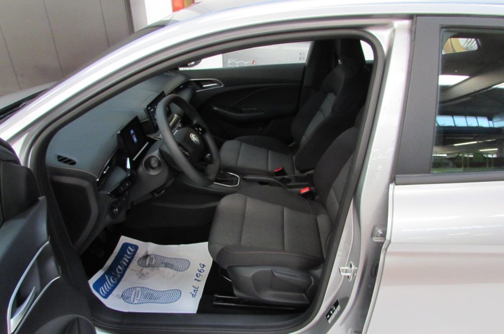 MG MG3 1.5 Standard 116cv KM.ZERO - 6