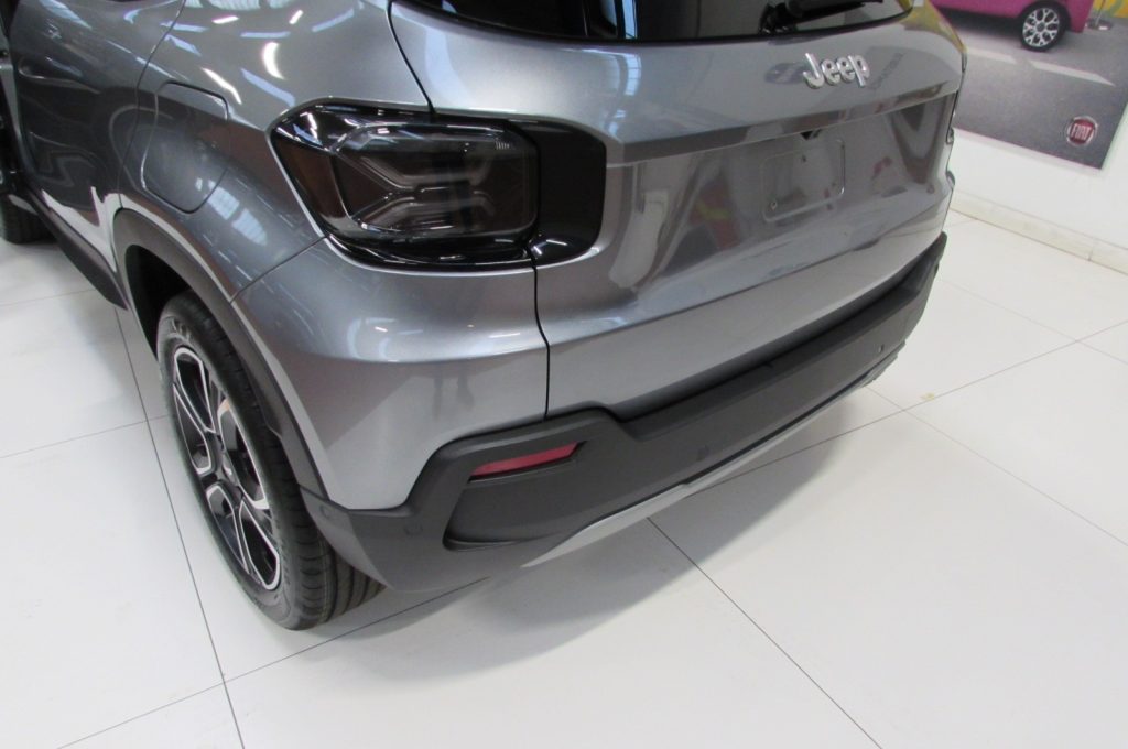 JEEP Avenger 1.2 Turbo 110 CV MHEV Summit KM.ZERO - 9