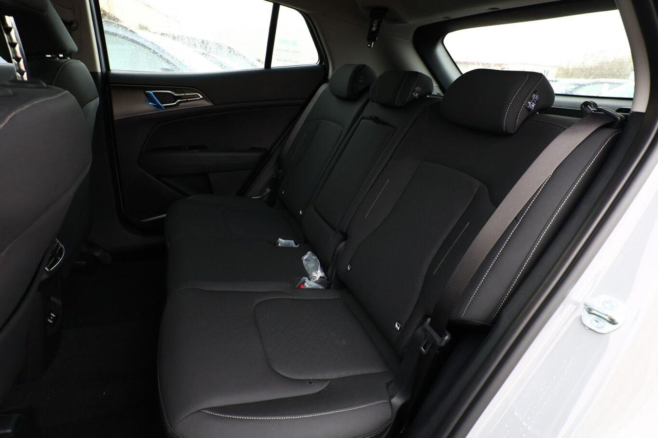 KIA Sportage 1.6 TGDi DCT Vision   4x4 - 8