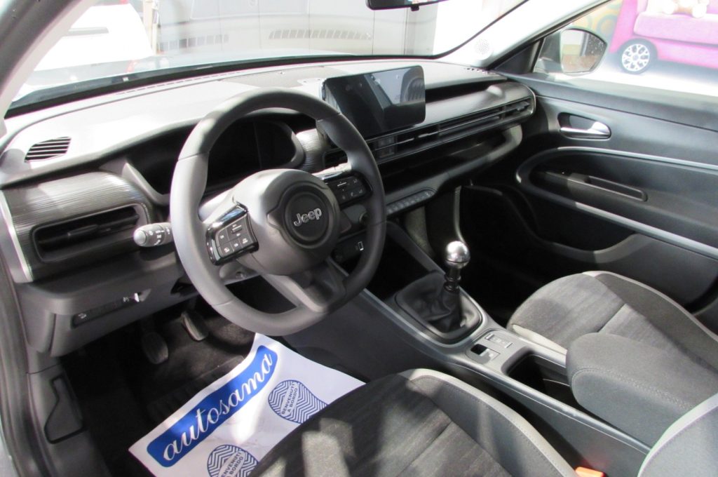 JEEP Avenger 1.2 Turbo 100 CV Longitude KM.ZERO - 6