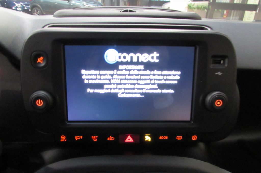 FIAT Panda Cross 1.0 FireFly 70cv S&S Hybrid CROSS - 9