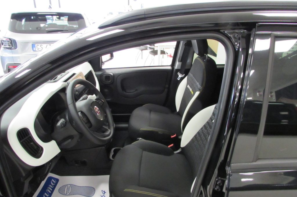 FIAT Panda 1.0 FireFly 70cv S&S Hybrid Pandina KM.ZERO - 4