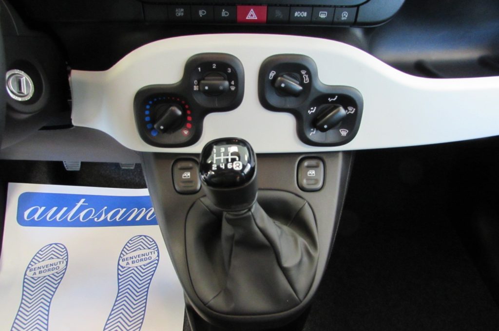 FIAT Panda 1.0 FireFly 70cv S&S Hybrid Pandina KM.ZERO - 9