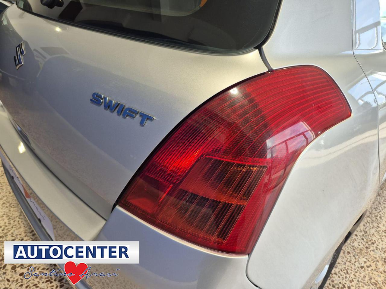 SUZUKI Swift 1.3 DDiS 5p. GLX - 15