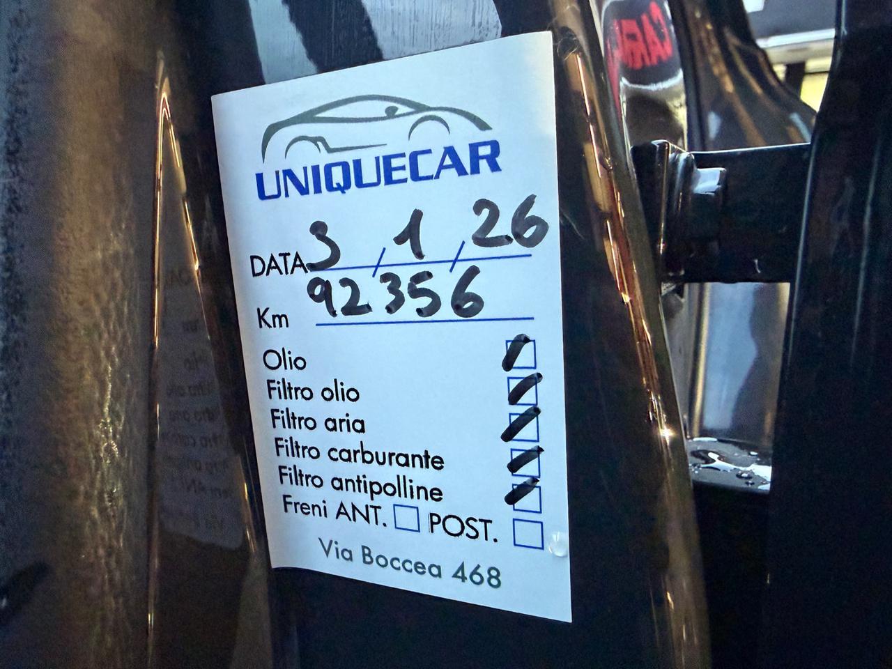 VOLKSWAGEN T-Roc 1.6 TDI SCR Business BlueMotion Technology SPORT - 16