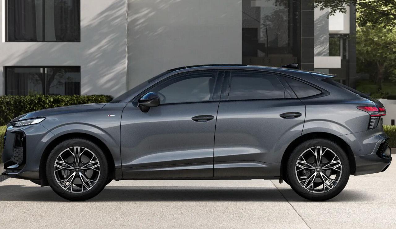 AUDI Q3 SPB TFSI 150 kW S tronic quattro S Line Tetto Pano - 2