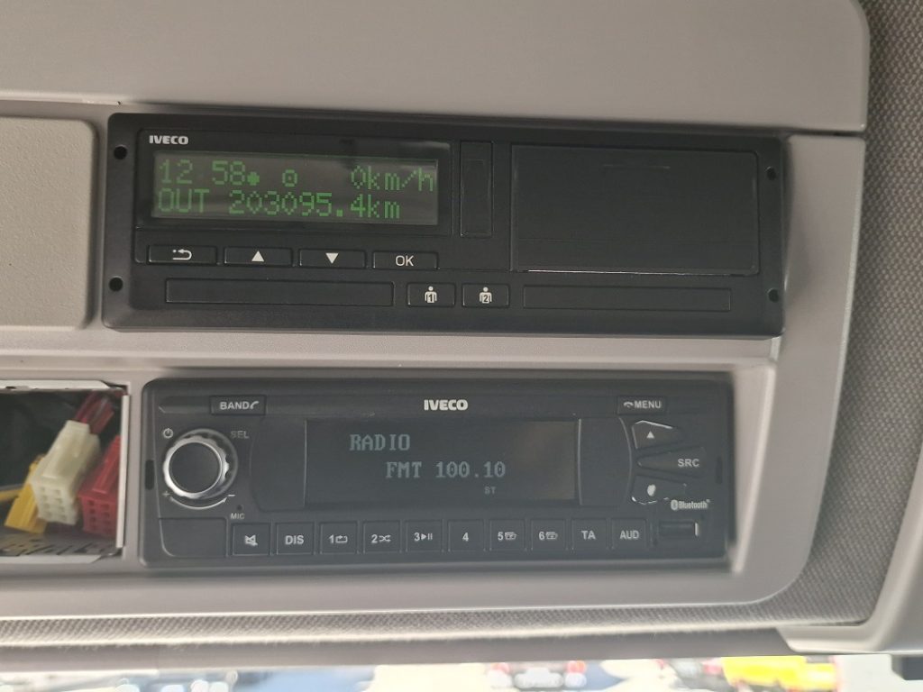 IVECO EUROCARGO 140E25 P EU6 CENTINATO 7,20 m - 11