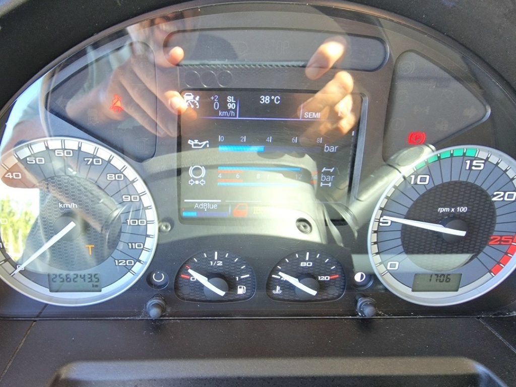 IVECO S-WAY 570 T/FP Km 256200 INTARDER FULL OPTIONAL - 9