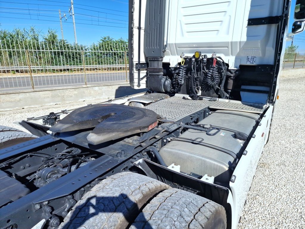 IVECO S-WAY 570 T/FP Km 256200 INTARDER FULL OPTIONAL - 19