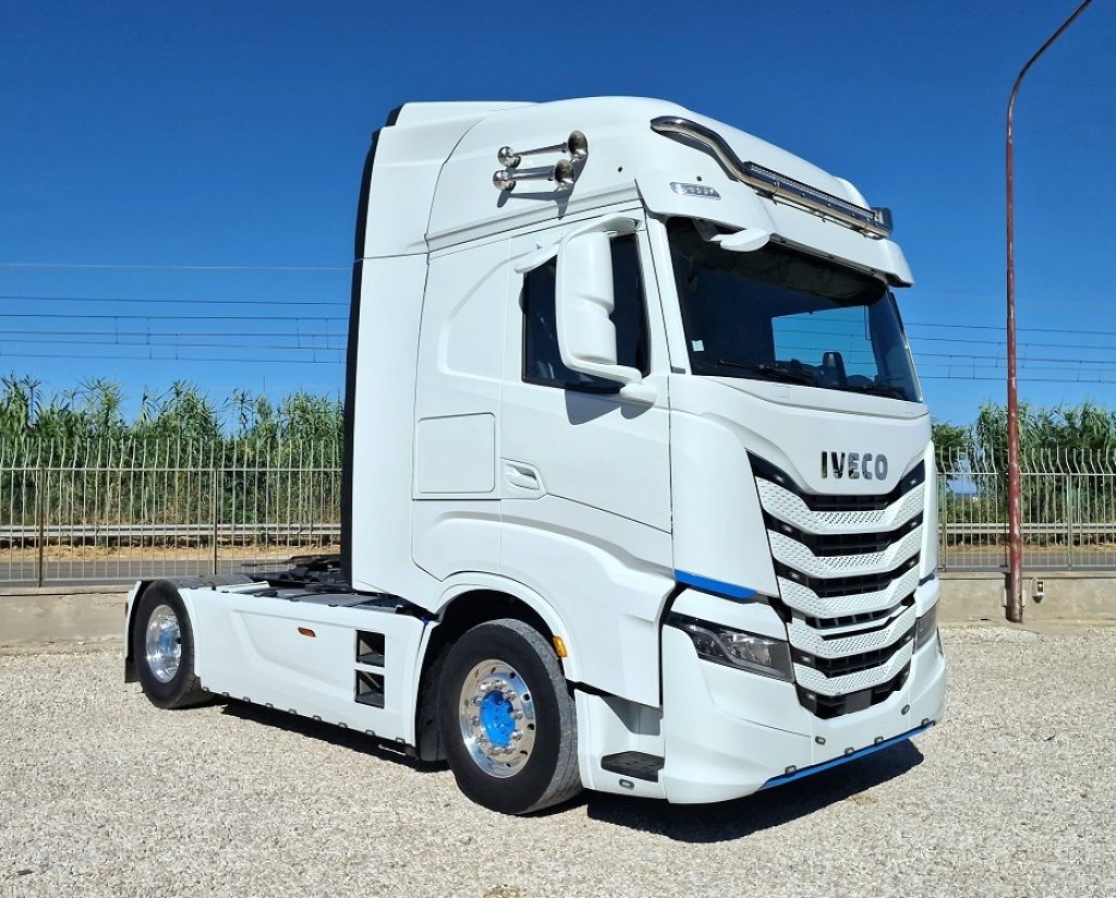 IVECO S-WAY 570 T/FP Km 256200 INTARDER FULL OPTIONAL - 26
