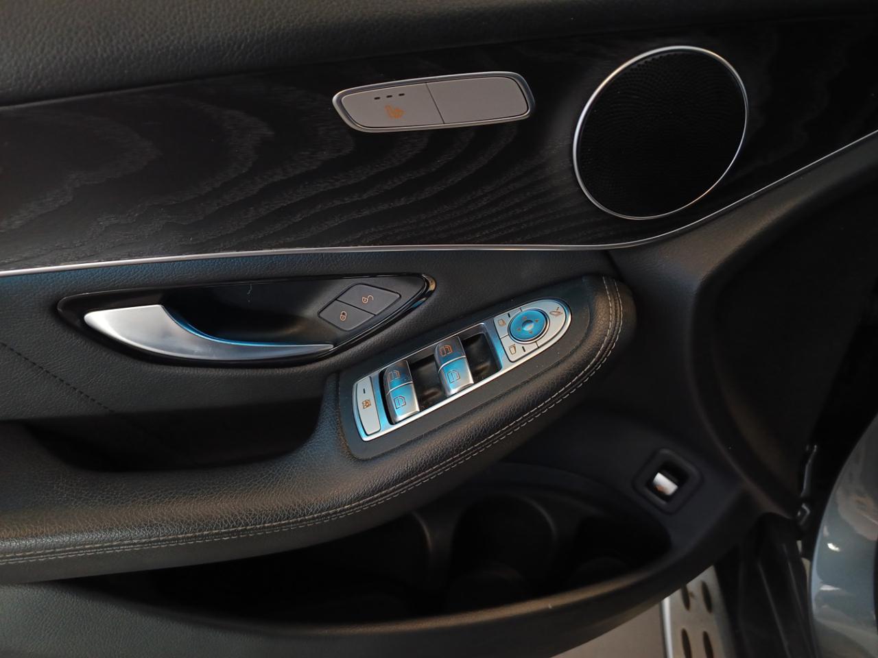 MERCEDES-BENZ GLC 220 d 4Matic Coupé Premium - 15