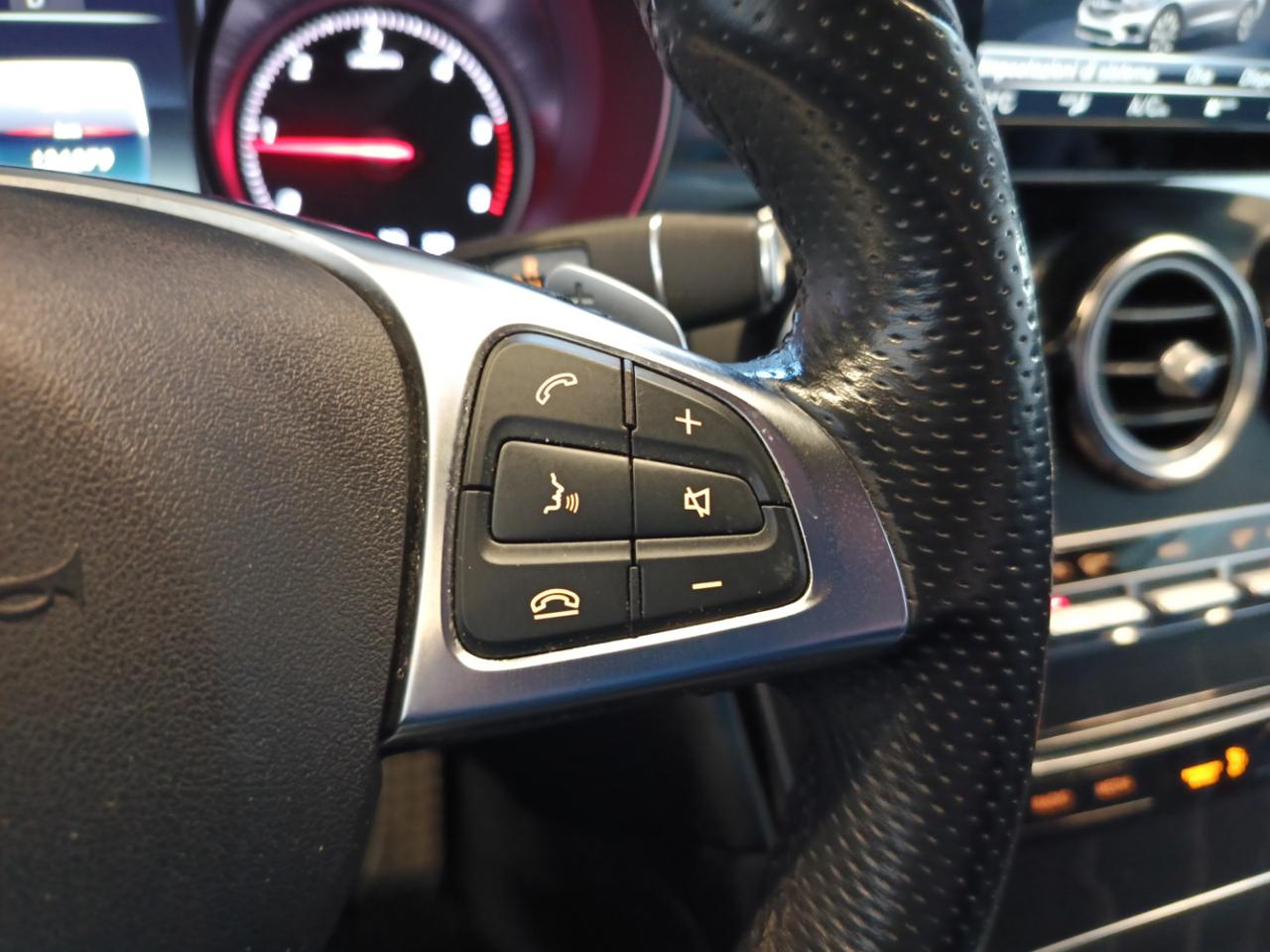 MERCEDES-BENZ GLC 220 d 4Matic Coupé Premium - 17