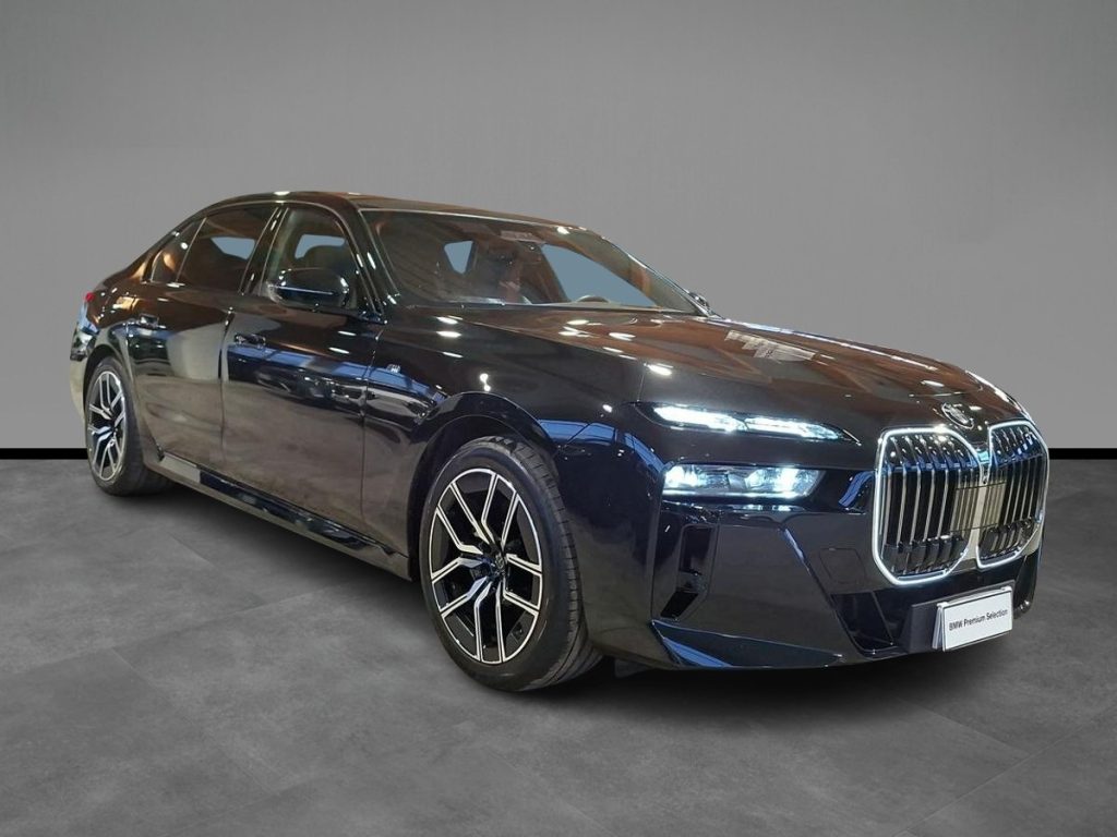 BMW 740 d xDrive Msport - 18