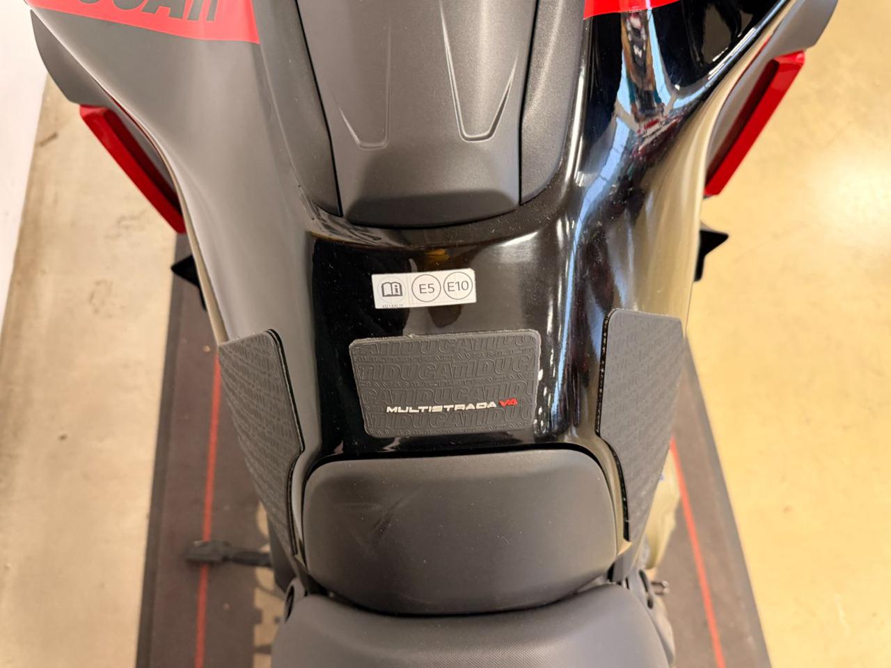 DUCATI Multistrada V4 S PIKES PEAK - 11