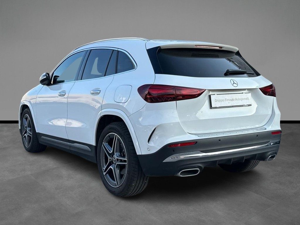 MERCEDES-BENZ GLA 180 d Automatic AMG Line Advanced Plus - 3