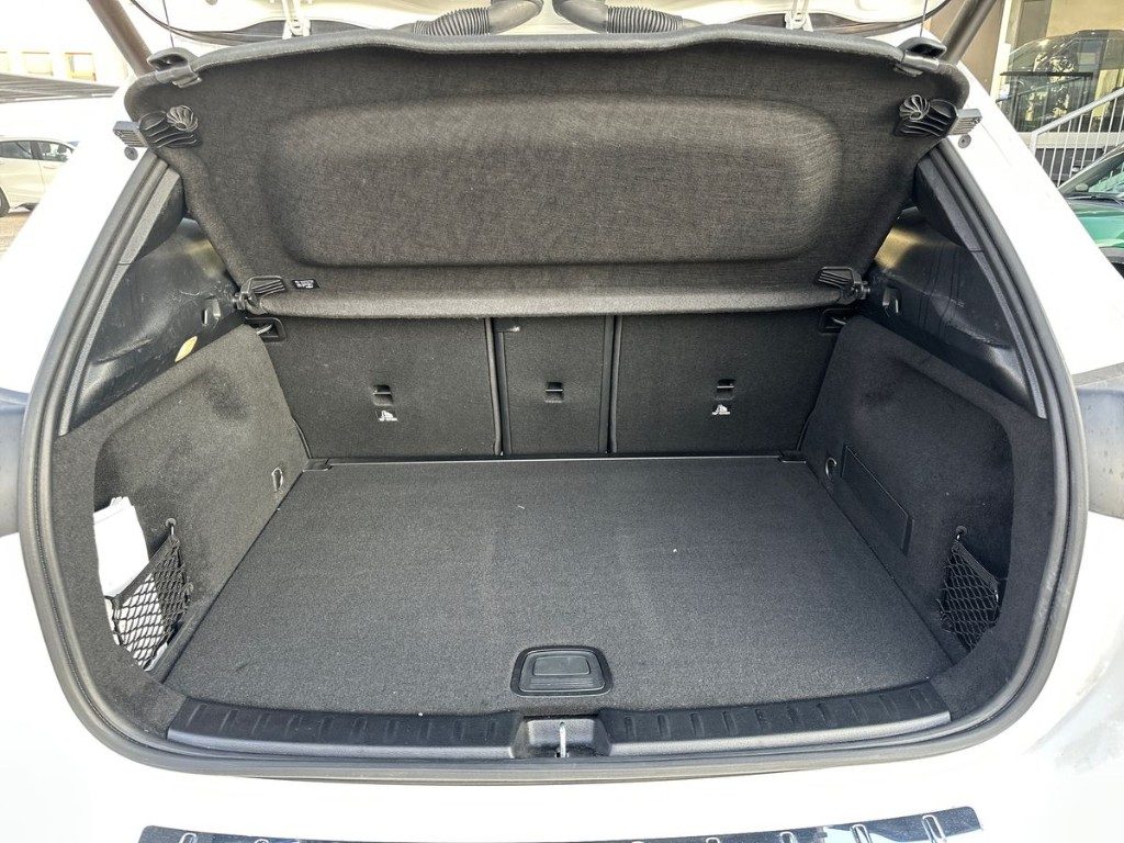 MERCEDES-BENZ GLA 180 d Automatic AMG Line Advanced Plus - 14