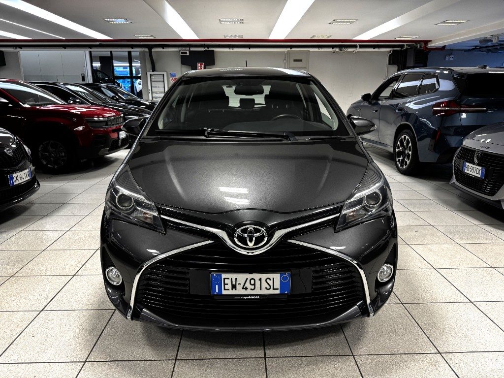 TOYOTA Yaris 1.4 D-4D 5 porte Lounge-UNICO PROPRIETARIO- - 2