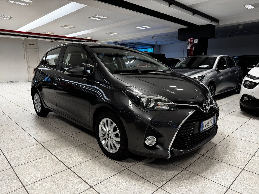 TOYOTA Yaris 1.4 D-4D 5 porte Lounge-UNICO PROPRIETARIO- - 3