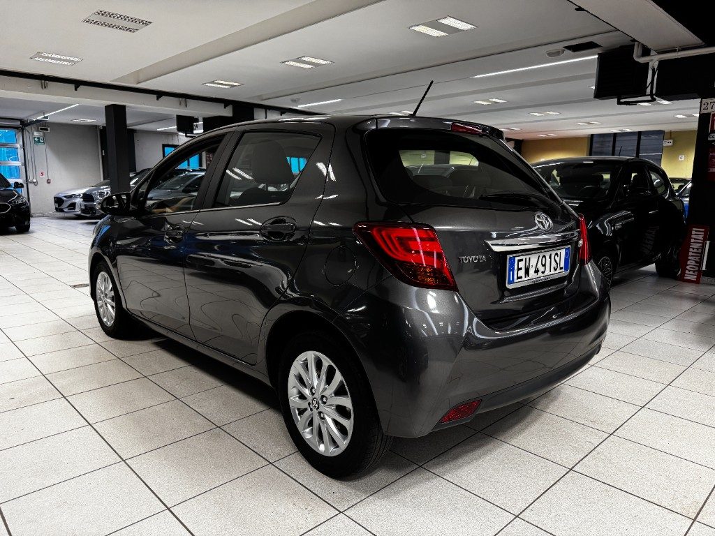 TOYOTA Yaris 1.4 D-4D 5 porte Lounge-UNICO PROPRIETARIO- - 7