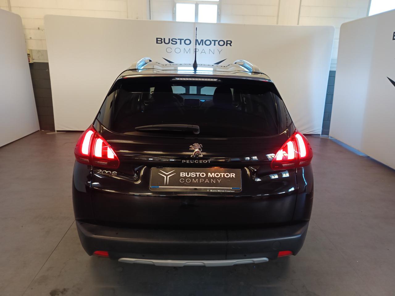 PEUGEOT 2008 BlueHDI Allure - 5