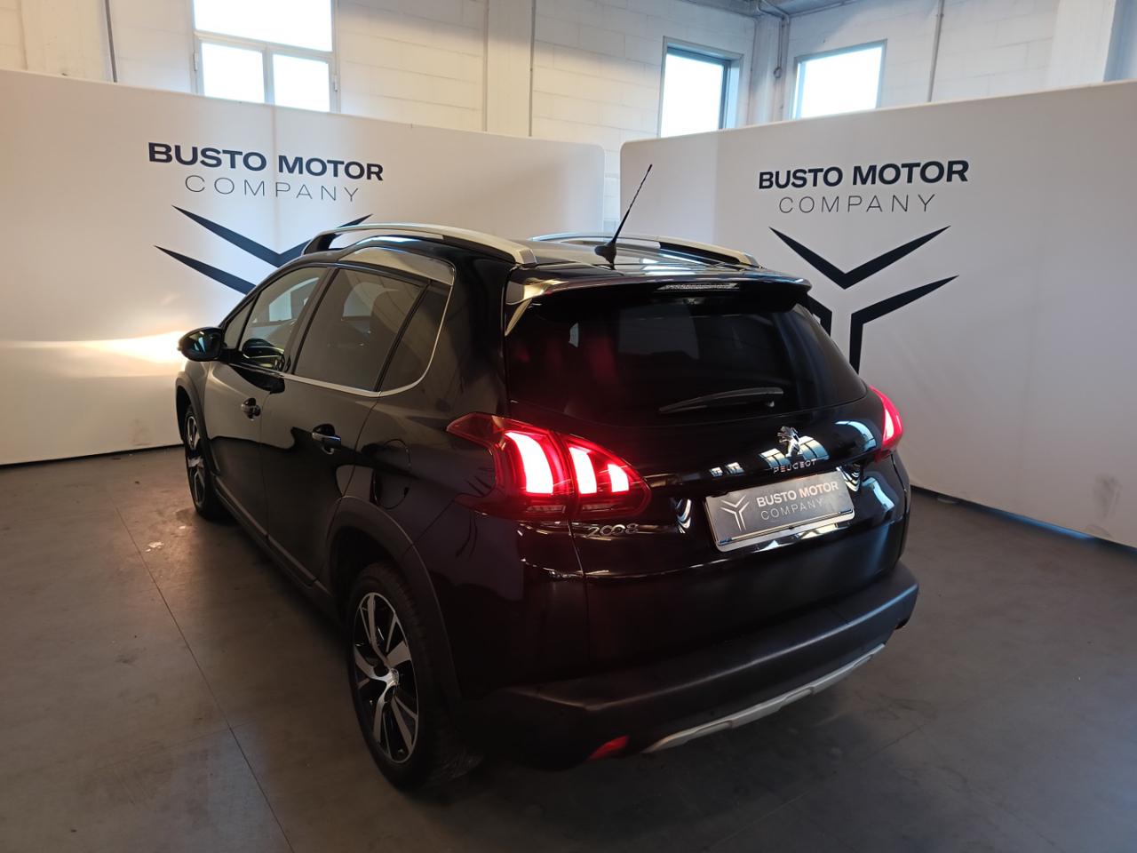 PEUGEOT 2008 BlueHDI Allure - 4