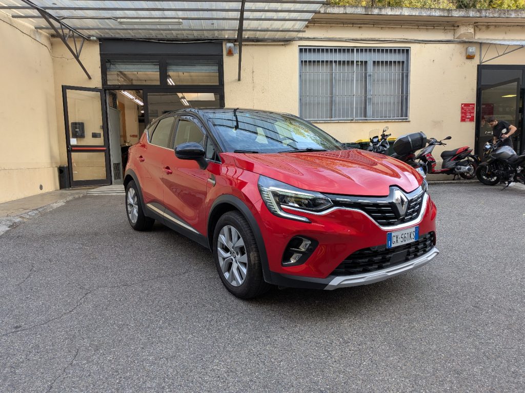 RENAULT Captur MILD hybrid intens 140 cv - 2