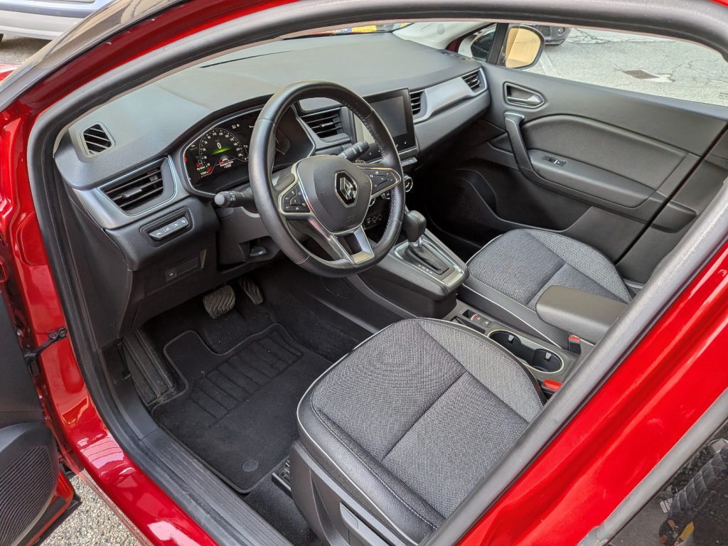 RENAULT Captur MILD hybrid intens 140 cv - 5