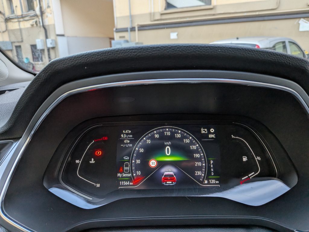 RENAULT Captur MILD hybrid intens 140 cv - 8