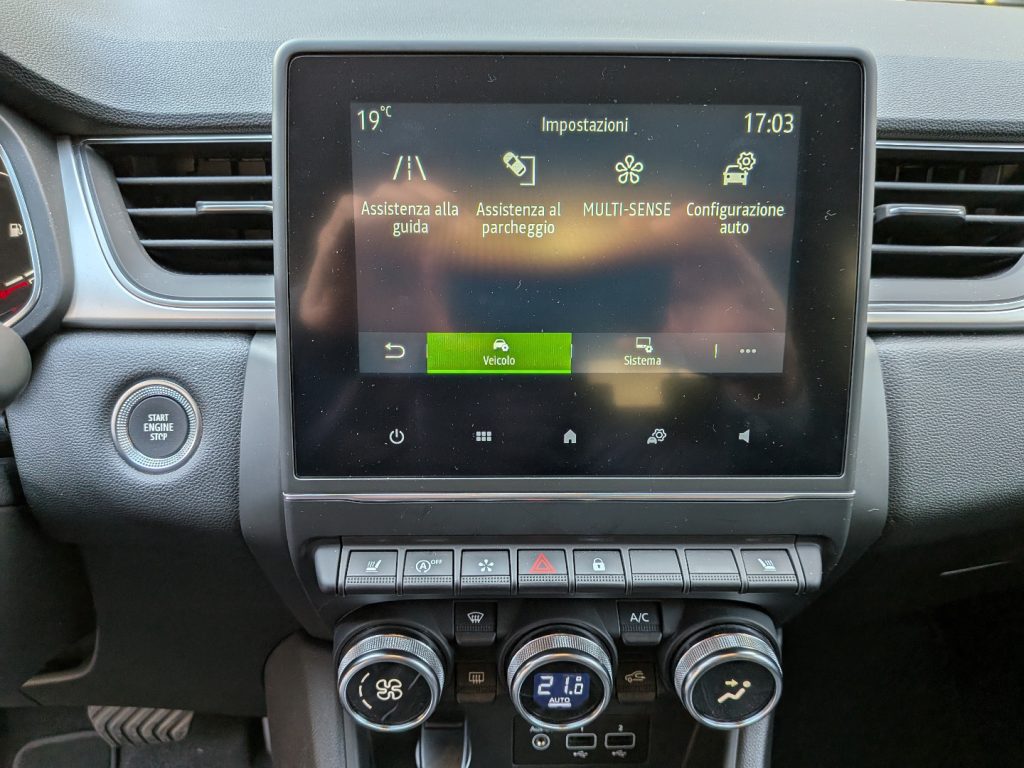 RENAULT Captur MILD hybrid intens 140 cv - 10