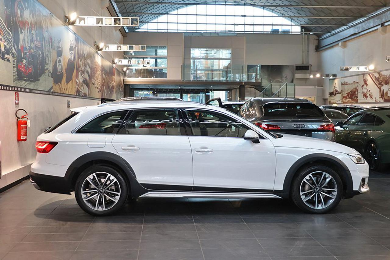AUDI A4 allroad 40 TDI S-Tronic Identity Contrast - 2