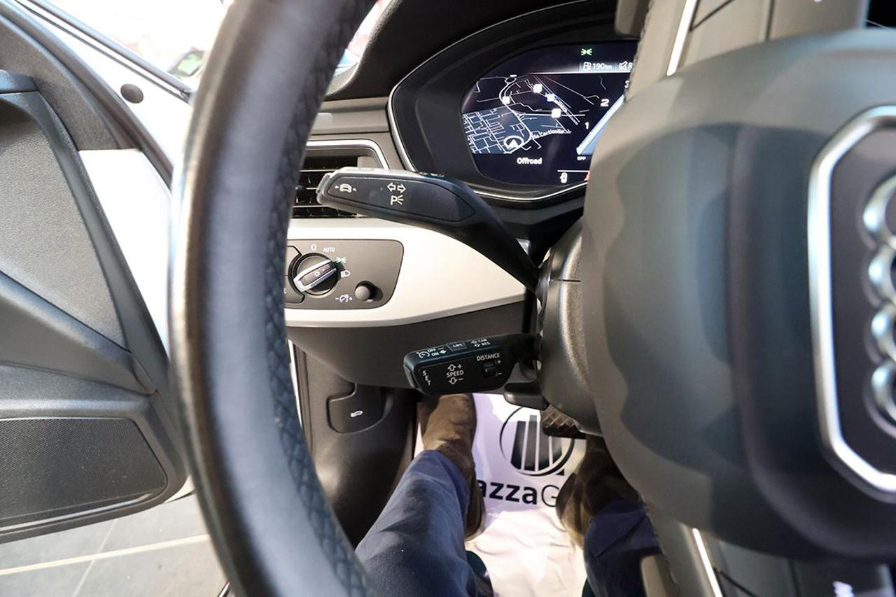 AUDI A4 allroad 40 TDI S-Tronic Identity Contrast - 23