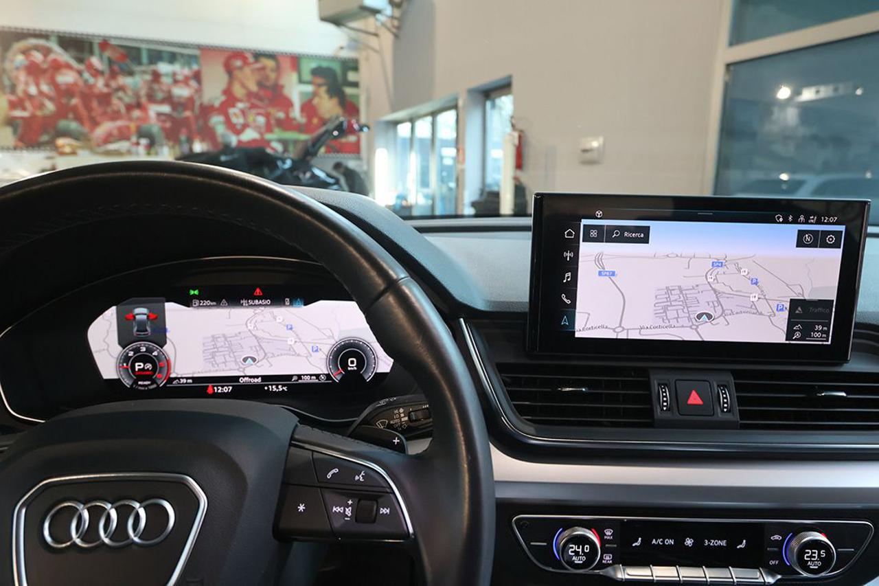 AUDI Q5 40 TDI Sportback Quattro S-Tronic Busin. Advanced - 34