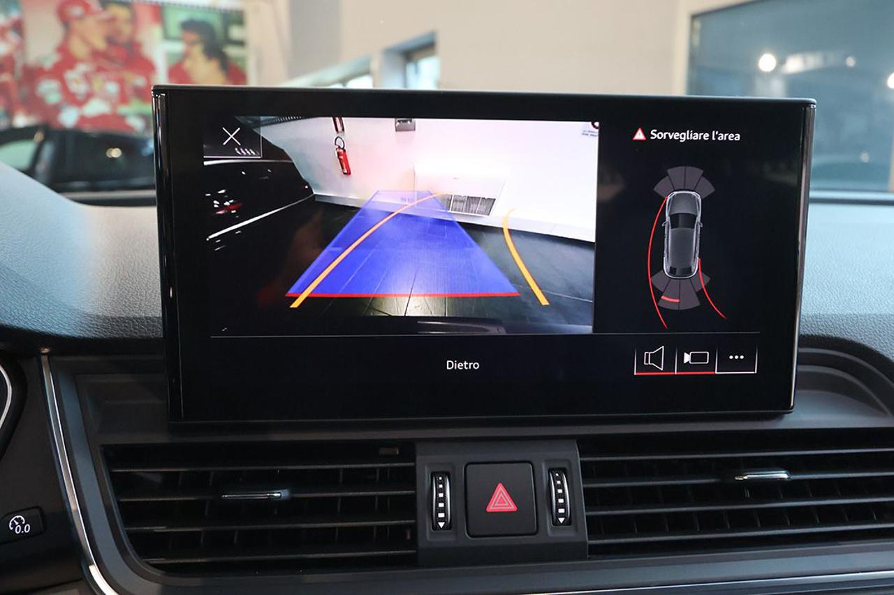 AUDI Q5 40 TDI Sportback Quattro S-Tronic Busin. Advanced - 25