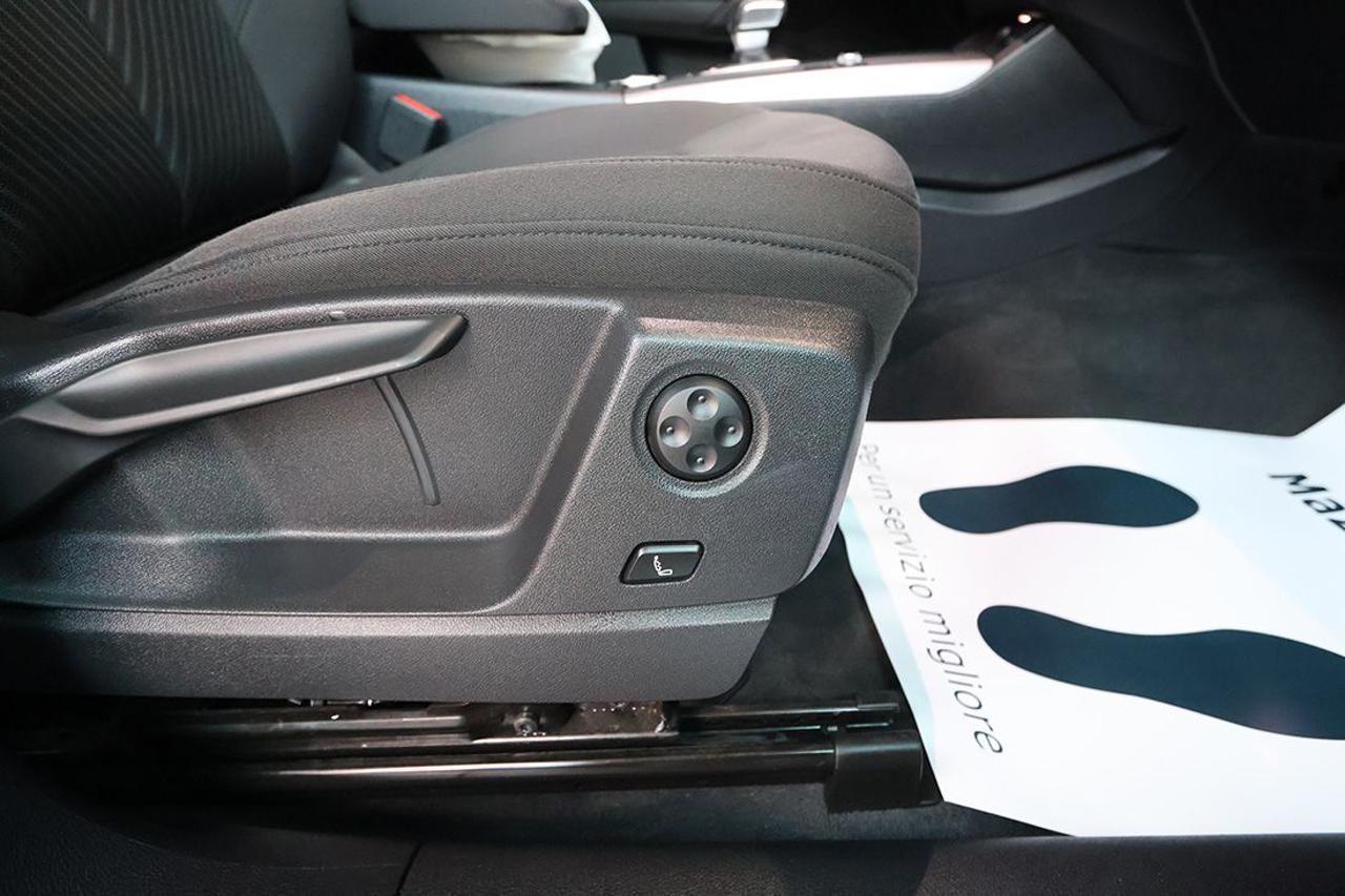 AUDI Q5 40 TDI Sportback Quattro S-Tronic Busin. Advanced - 40