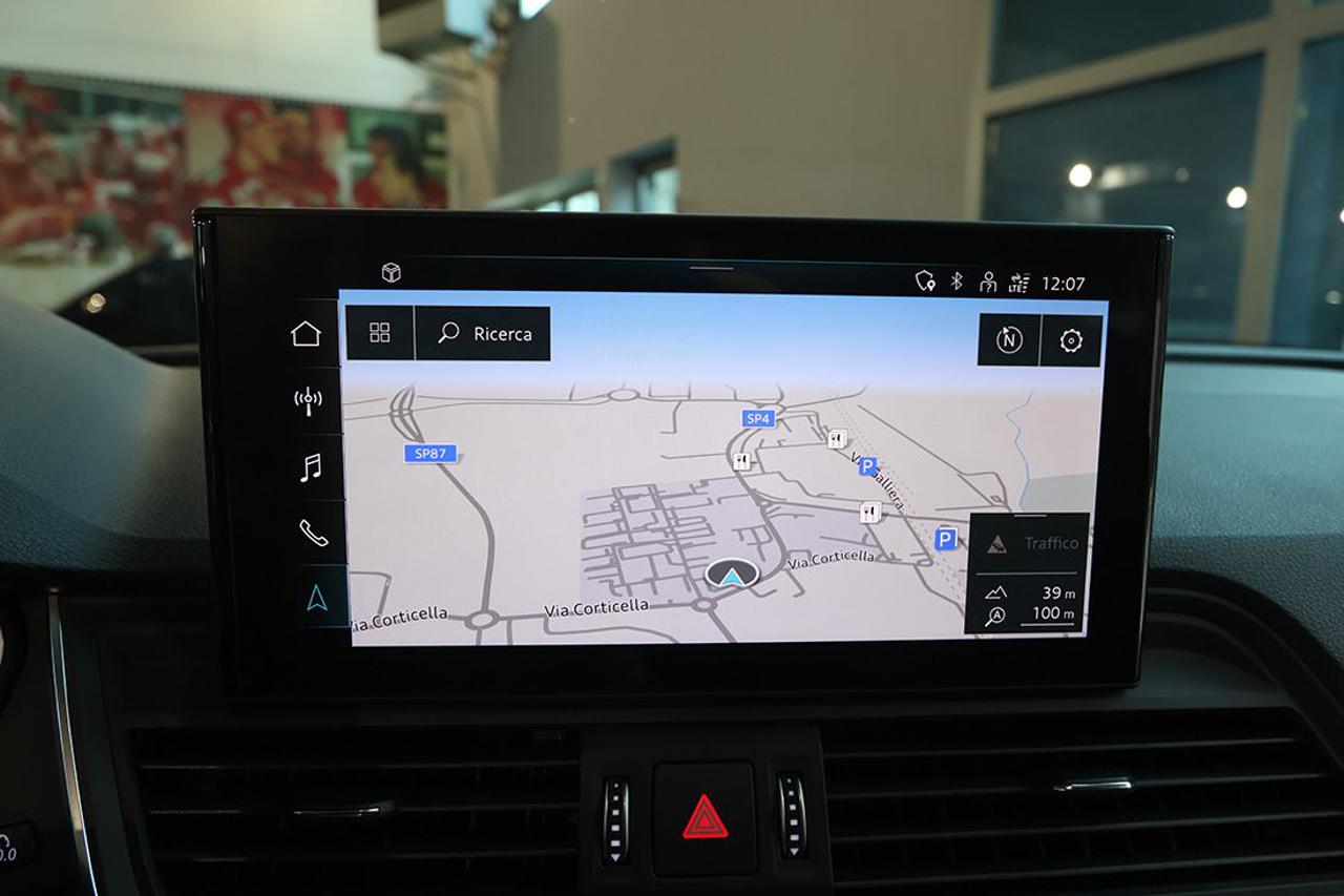 AUDI Q5 40 TDI Sportback Quattro S-Tronic Busin. Advanced - 24