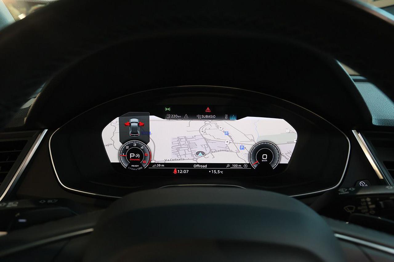 AUDI Q5 40 TDI Sportback Quattro S-Tronic Busin. Advanced - 31