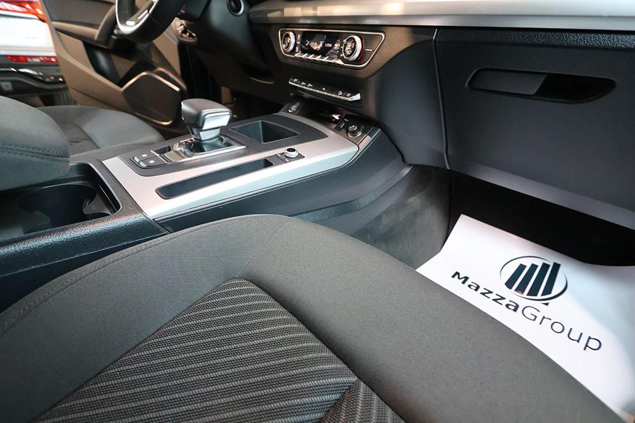 AUDI Q5 40 TDI Sportback Quattro S-Tronic Busin. Advanced - 35