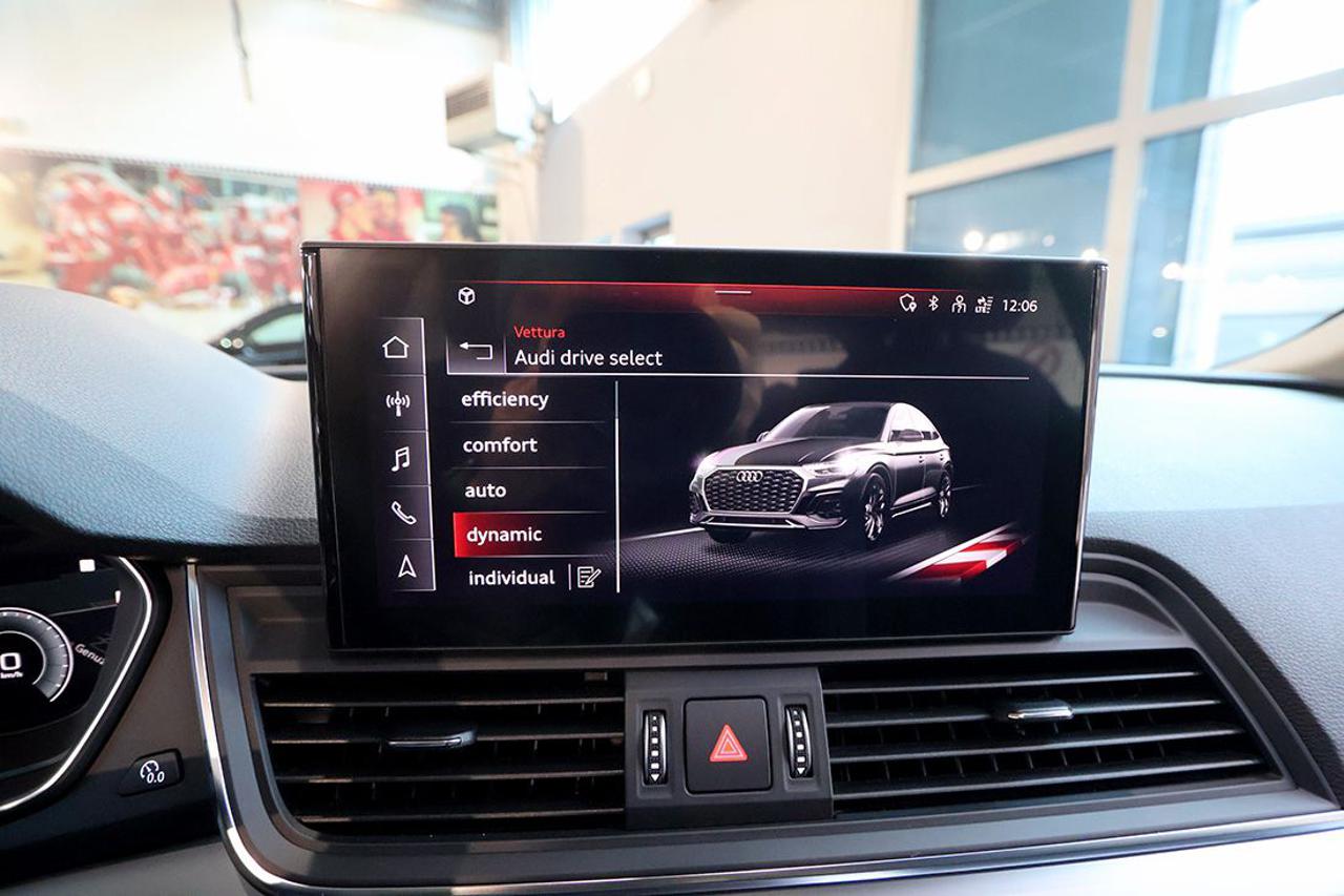 AUDI Q5 40 TDI Sportback Quattro S-Tronic Busin. Advanced - 27