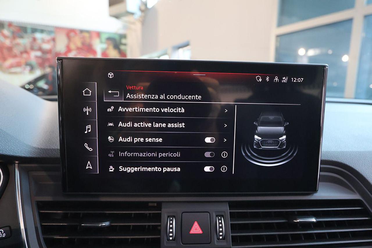 AUDI Q5 40 TDI Sportback Quattro S-Tronic Busin. Advanced - 30