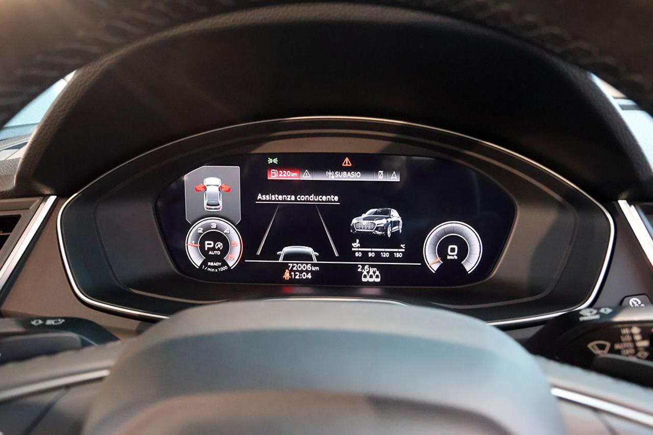 AUDI Q5 40 TDI Sportback Quattro S-Tronic Busin. Advanced - 32