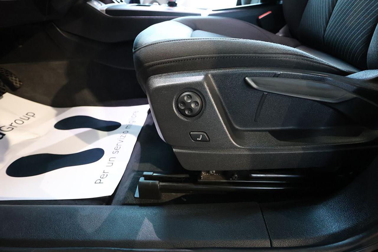 AUDI Q5 40 TDI Sportback Quattro S-Tronic Busin. Advanced - 41