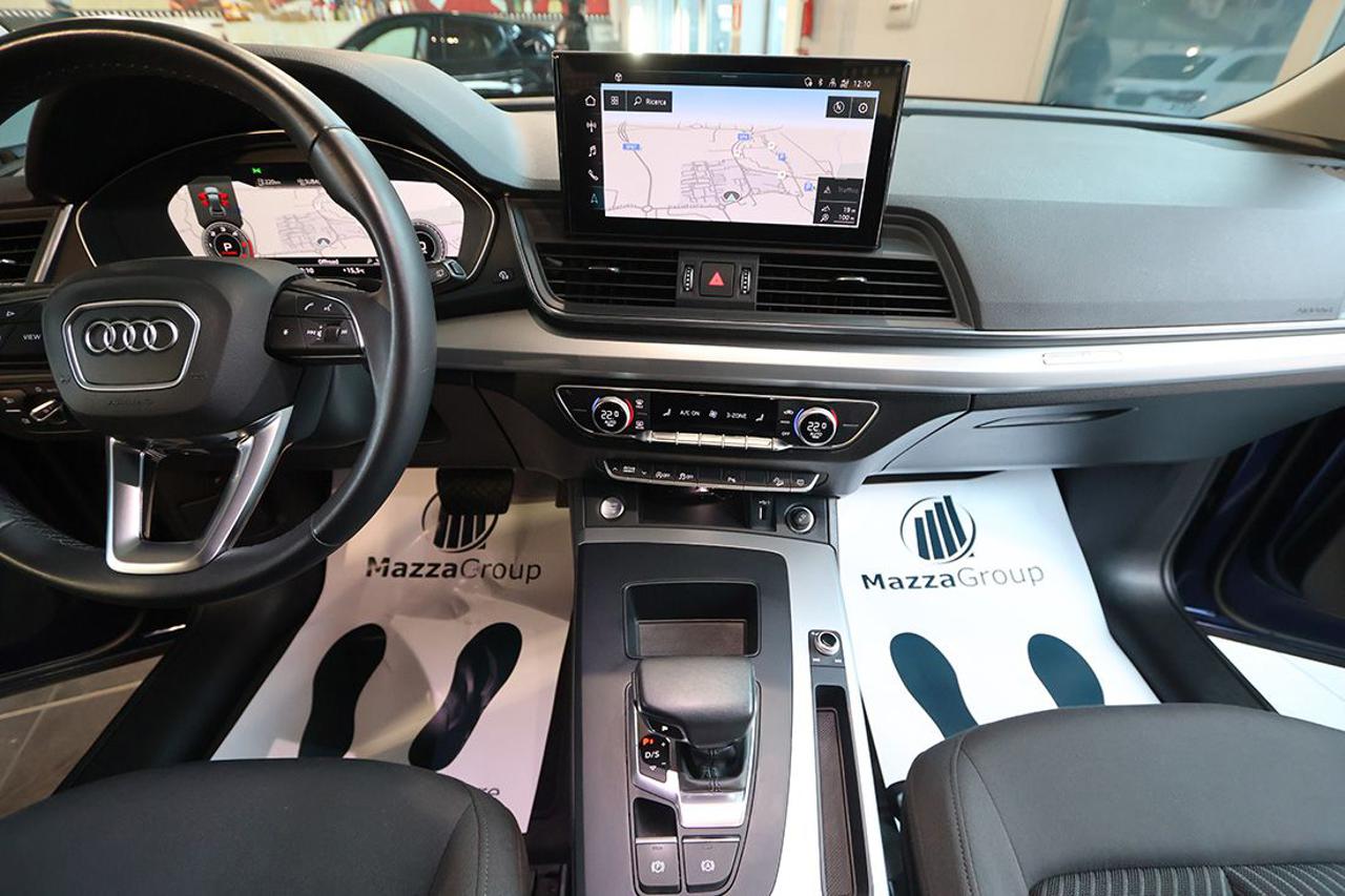 AUDI Q5 40 TDI Sportback Quattro S-Tronic Busin. Advanced - 33