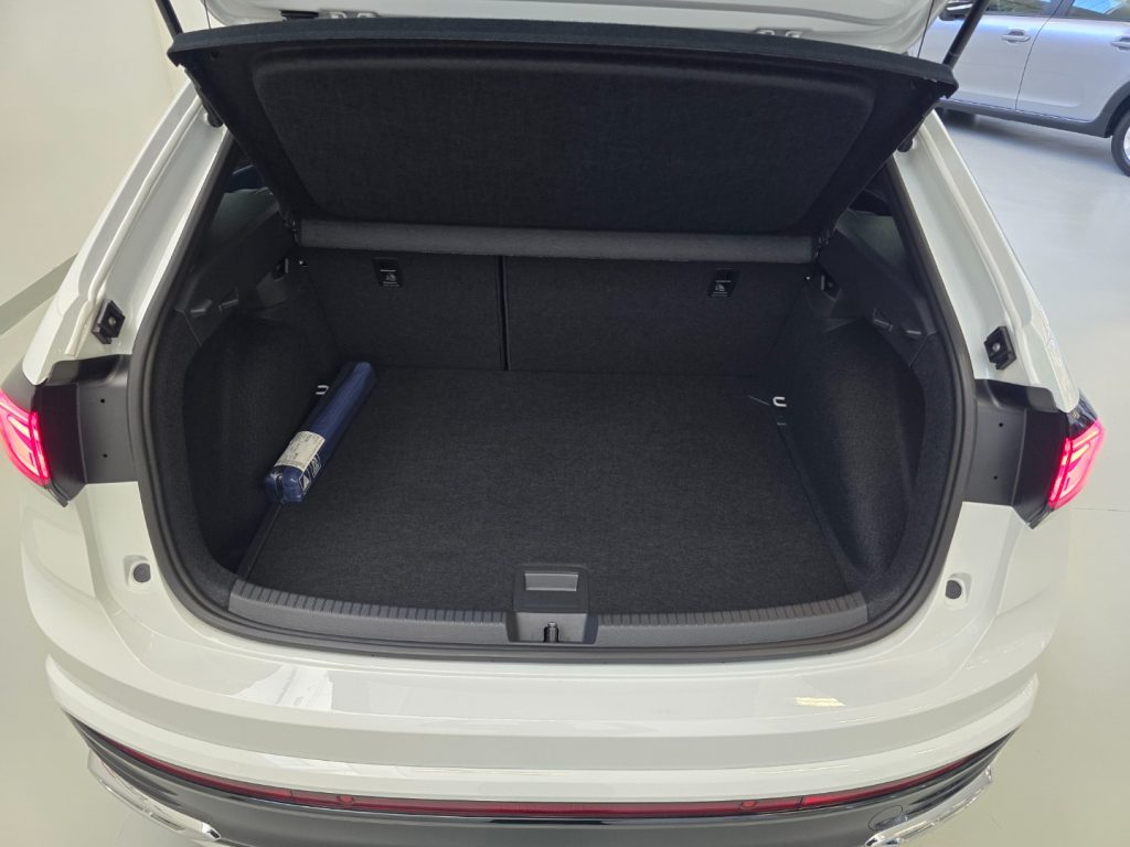 VOLKSWAGEN Taigo 1.0 TSI 115 CV R-Line Plus + Tetto - 10