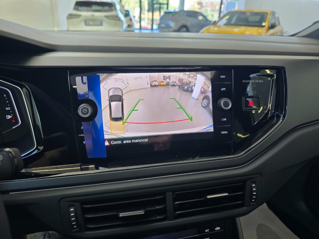 VOLKSWAGEN Taigo 1.0 TSI 115 CV R-Line Plus + Tetto - 30