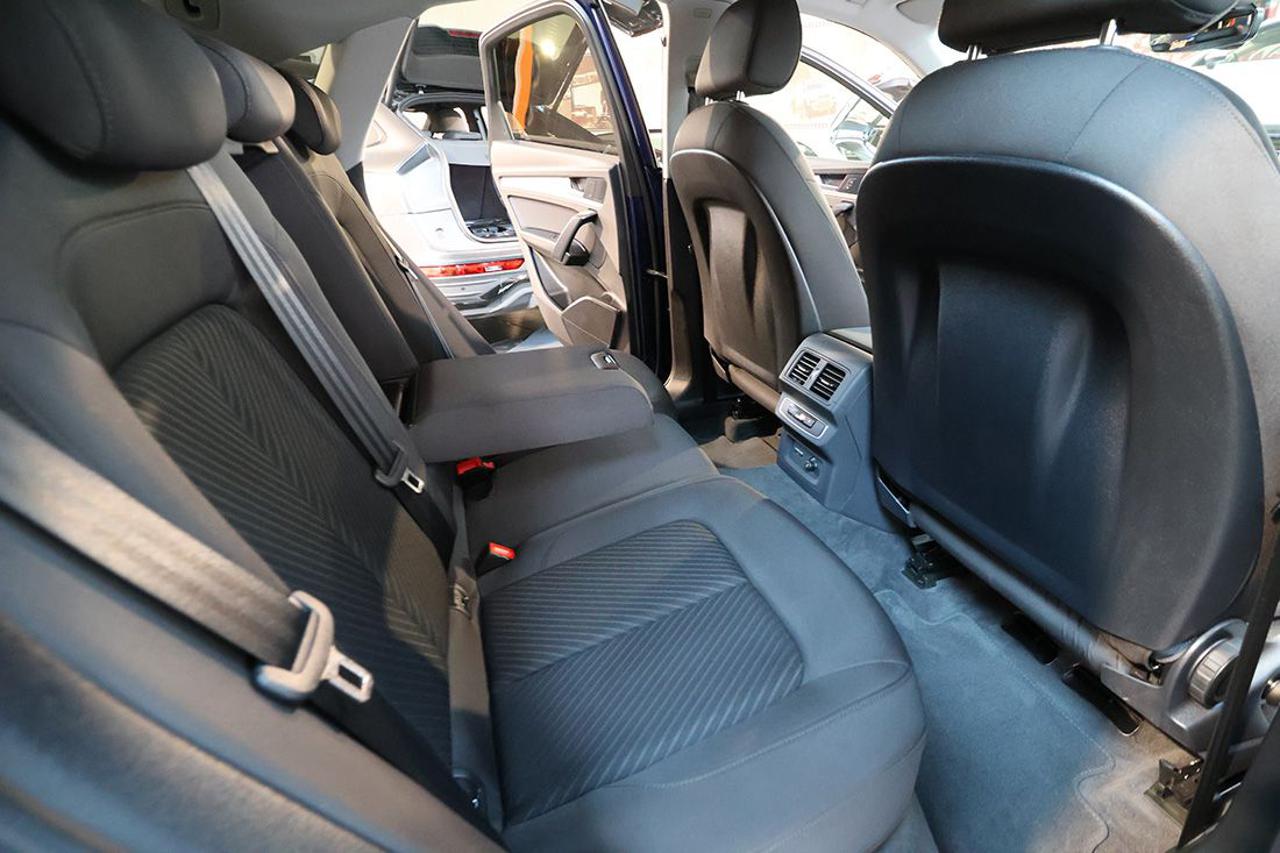 AUDI Q5 40 TFSI Sportback Quattro S-Tronic Busin. Advanced - 19