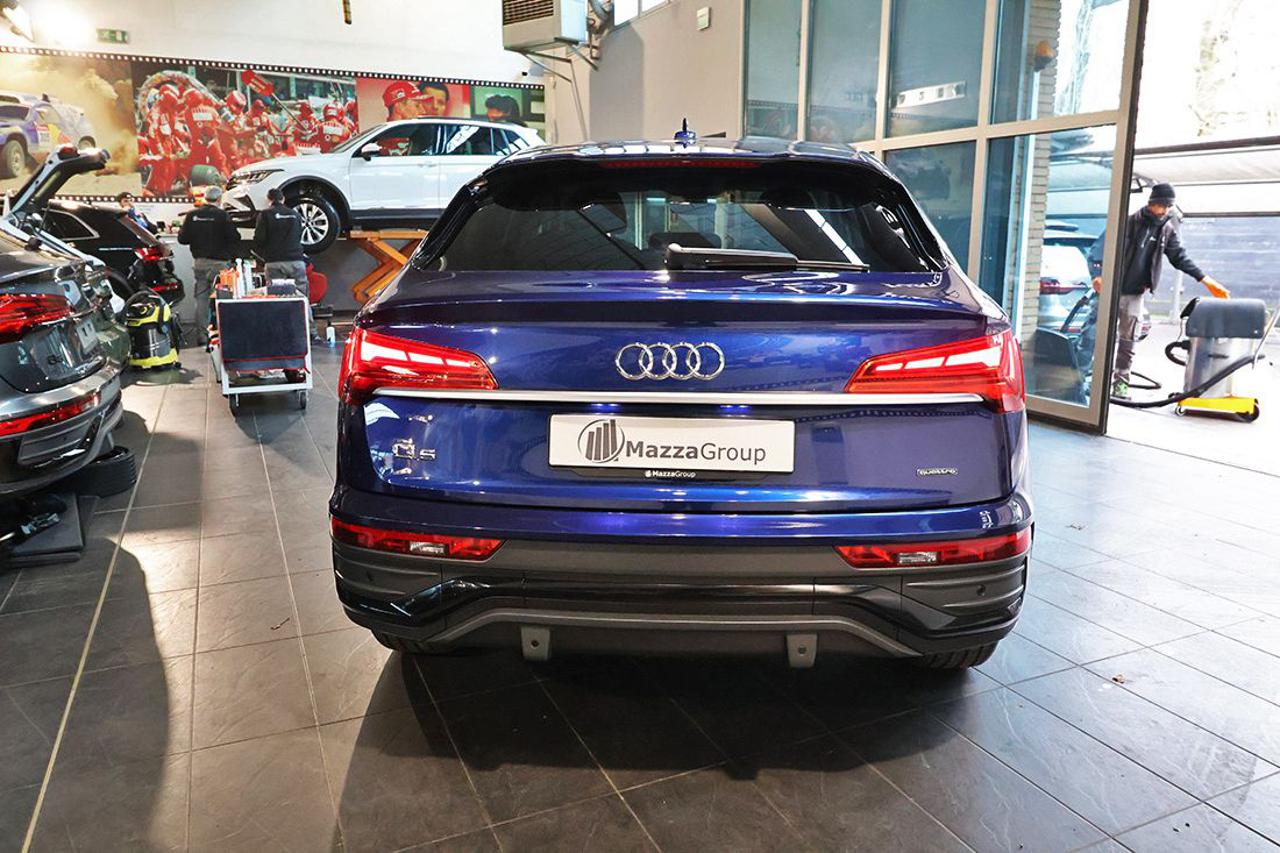 AUDI Q5 40 TFSI Sportback Quattro S-Tronic Busin. Advanced - 8