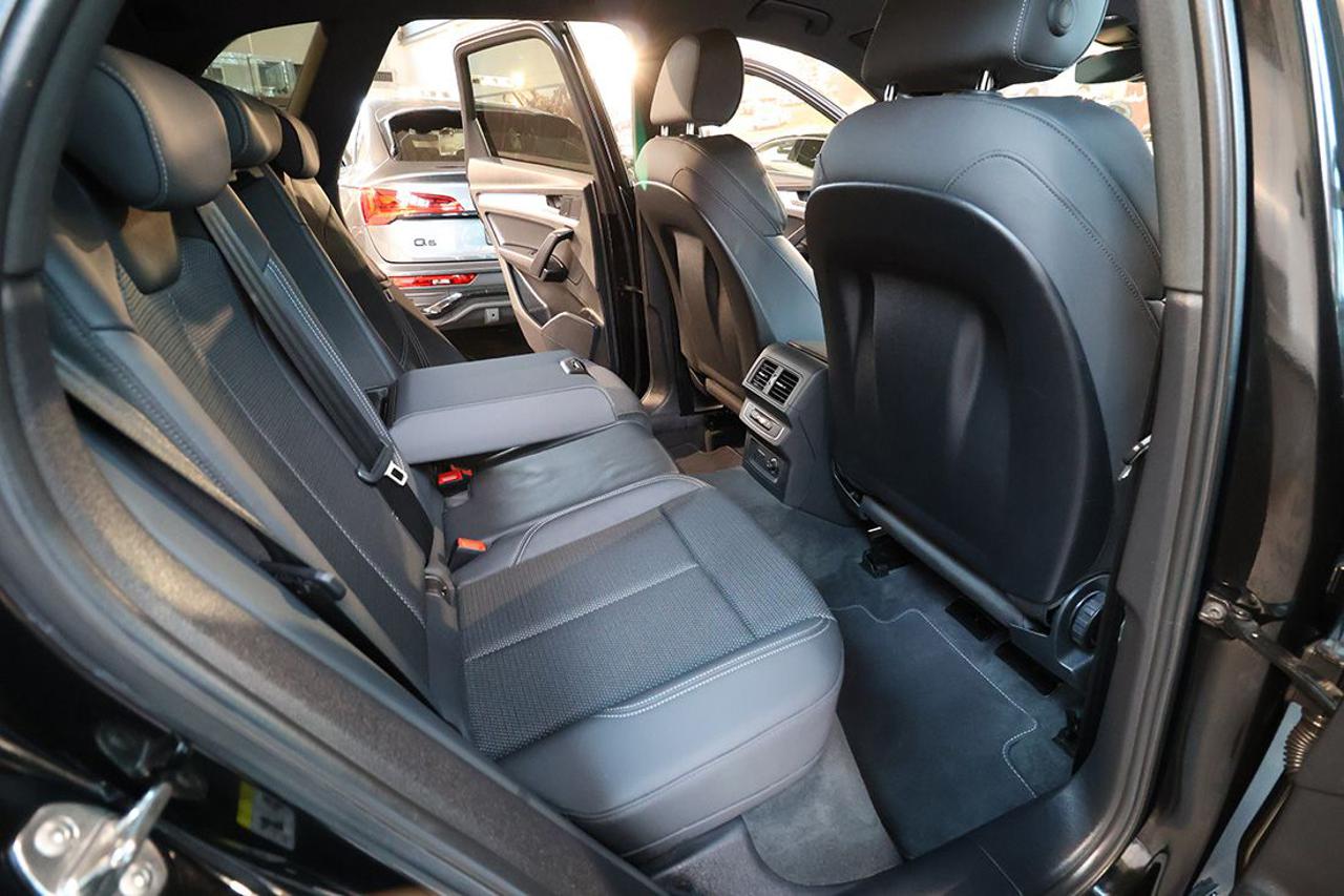 AUDI Q5 40 TDI Quattro S-Tronic S-Line - 18